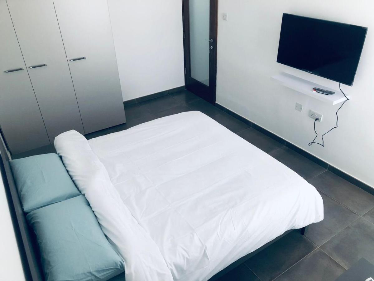 Stylish Retreat In Ta'Xbiex Apartment Ta Xbiex Ngoại thất bức ảnh