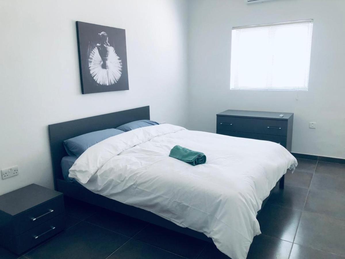 Stylish Retreat In Ta'Xbiex Apartment Ta Xbiex Ngoại thất bức ảnh